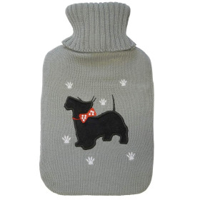 Hot Water Bottle - 2 liter - gebreide cover - zwarte hond pattern - GH022 St Helens Huis en Tuin