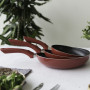 LIVOO MEN124RC set de 3 poëles aspect pierre coloris rouge chili  diamètre 20 - 24 - 28 cm en aluminium